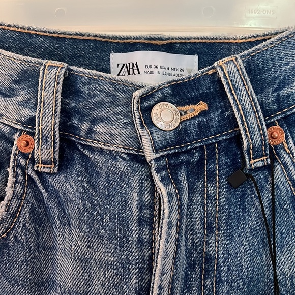 TRF High Waist Straight Jeans - Picture 4 of 4